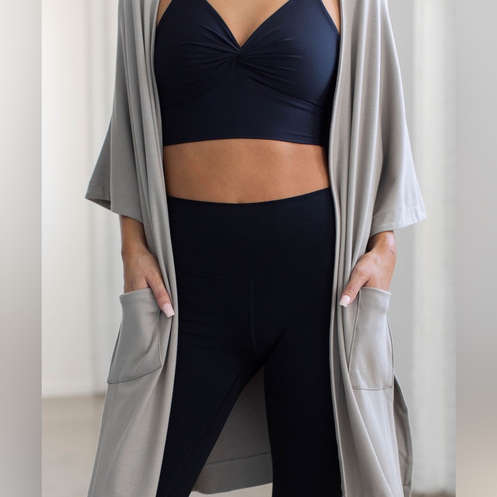 Refined Nina Kimono